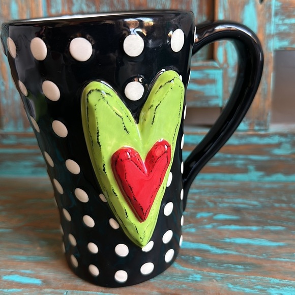 Demdaco HeARTful Home Heart 3D Mug by Tracy Pesche Black Green Red White - Picture 7 of 8